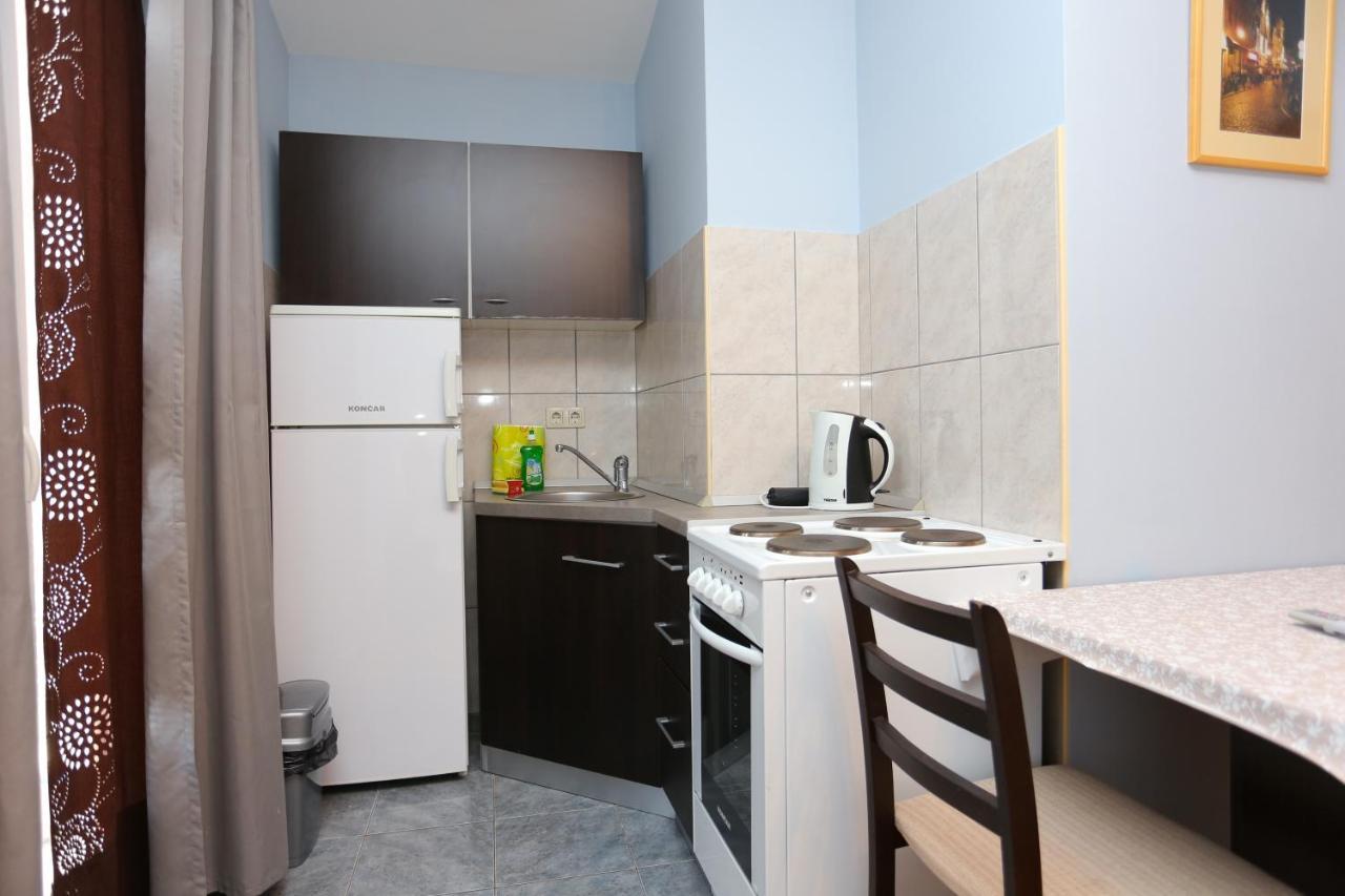 Apartments By The Sea Nemira, Omis - 17039 Tice Exterior foto